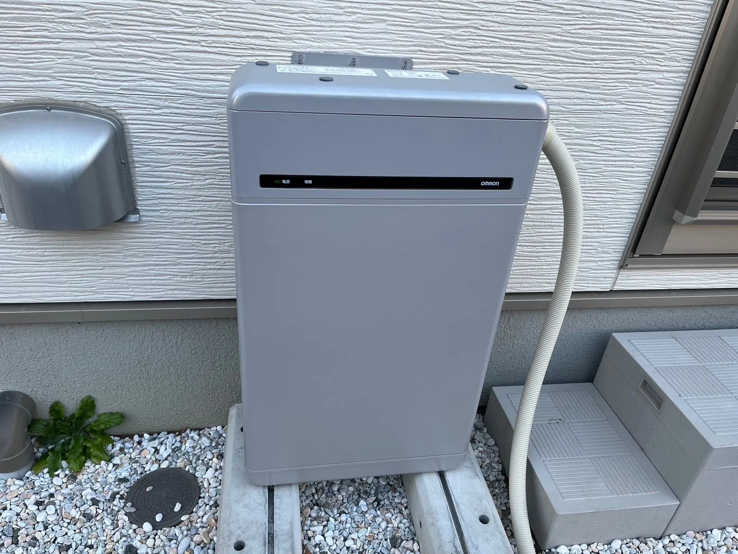 オムロン蓄電池